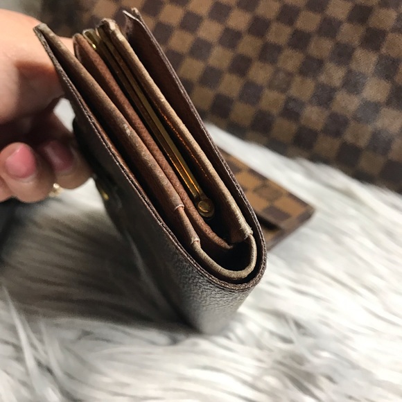 AUTH Louis Vuitton Kisslock Wallet SD0947 - Picture 4 of 8